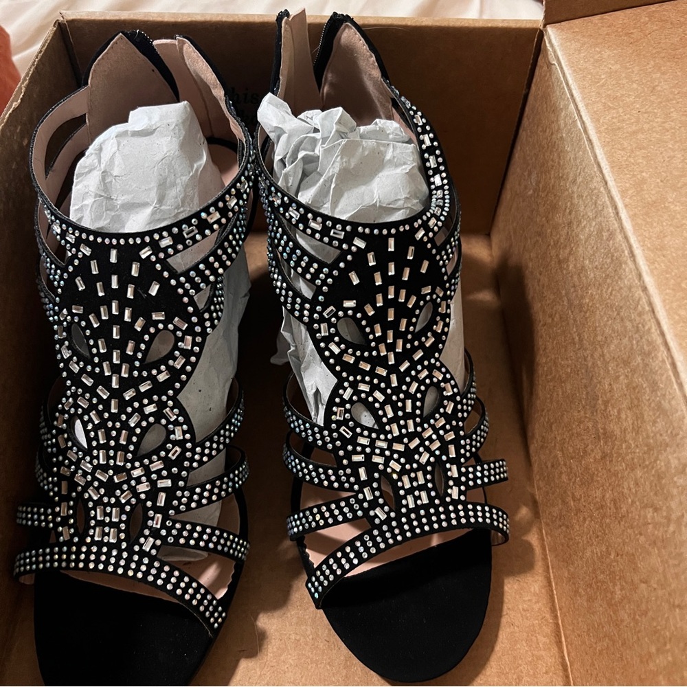 Rhinestone heals